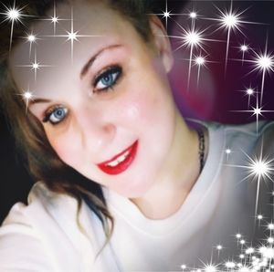 Meet your Posher, Carley